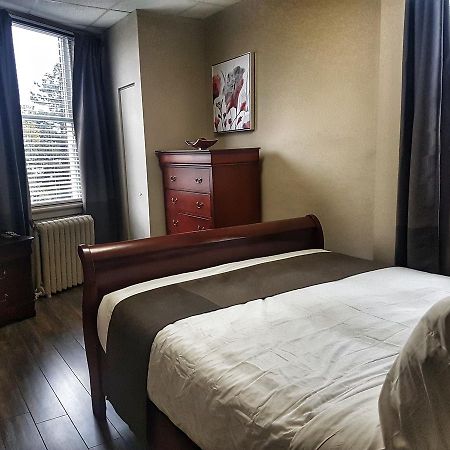 Cozy 2-Bedroom Apartment #25 by Amazing Property Rentals Gatineau Zewnętrze zdjęcie