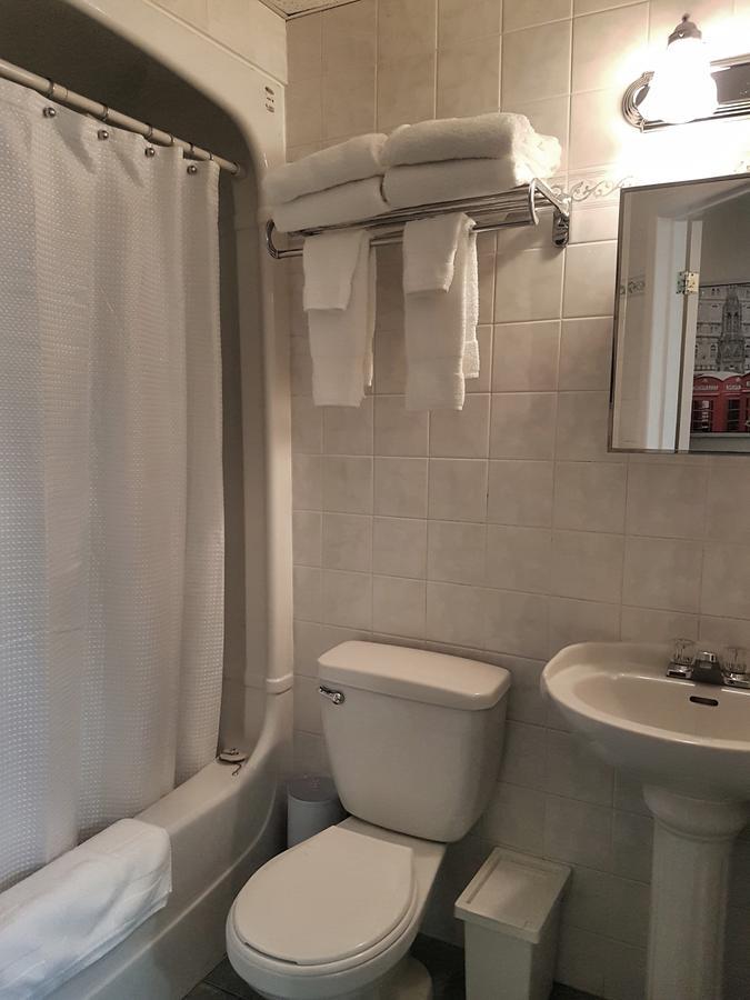 Cozy 2-Bedroom Apartment #25 by Amazing Property Rentals Gatineau Zewnętrze zdjęcie