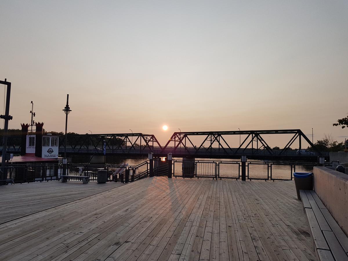 Cozy 2-Bedroom Apartment #25 by Amazing Property Rentals Gatineau Zewnętrze zdjęcie
